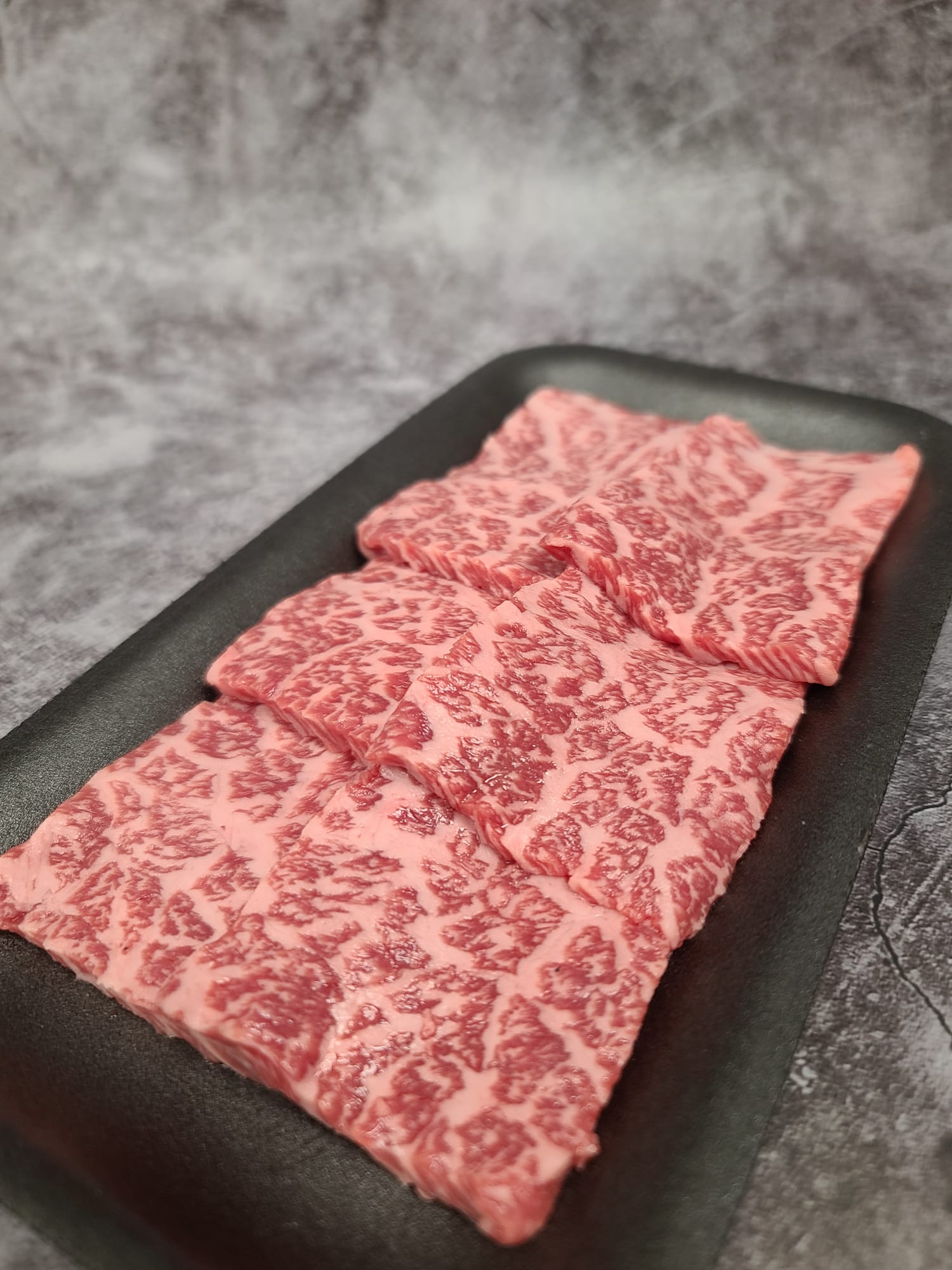 A5 Miyazaki Wagyu Top round Yakiniku cut - こだわりの宮崎和牛ウチモモ(内もも) 焼肉カット　