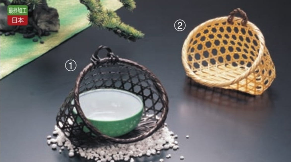 料理篭　”Bamboo basket and plate”